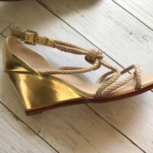 COLE HAAN GOLD ANKLE WEDGE SZ. 8B
